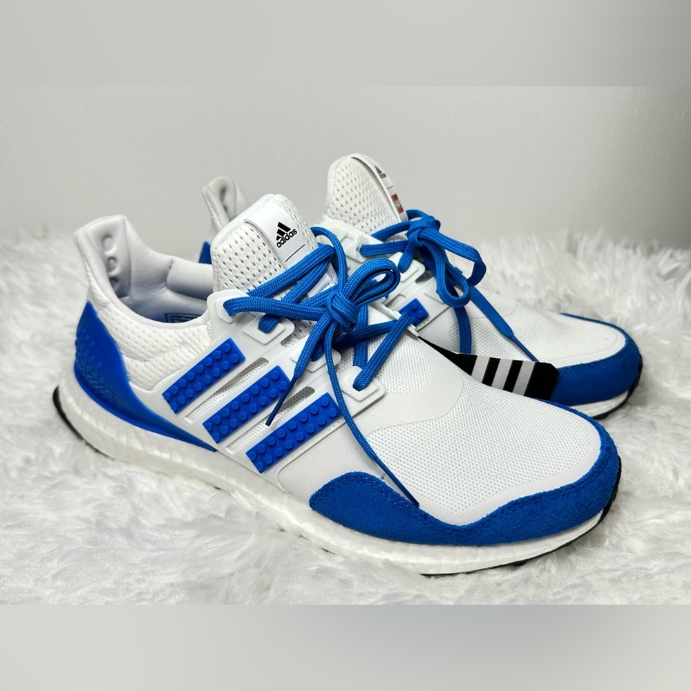 $180 Adidas x Lego Ultraboost DNA Sz 8.5